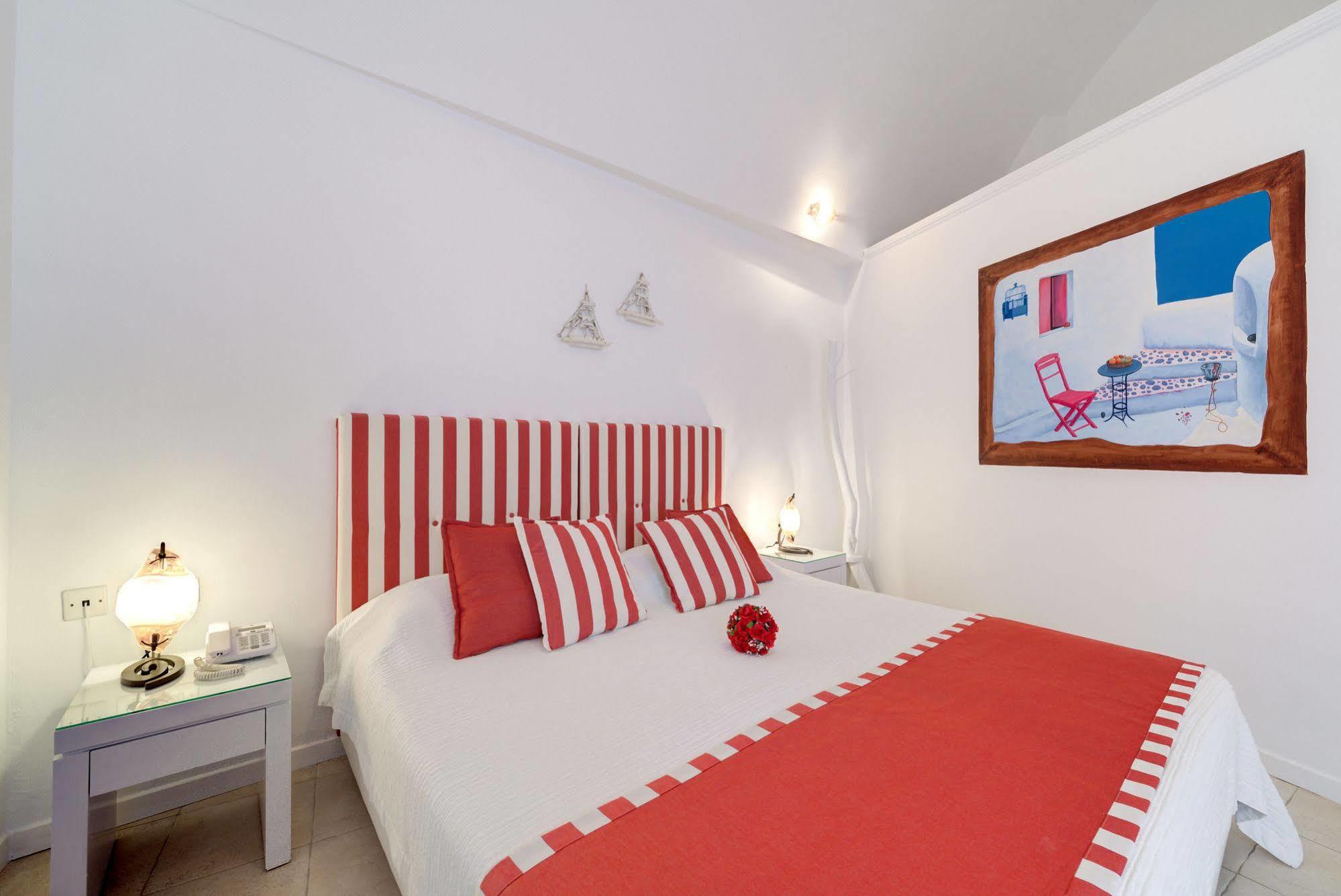 Dream Island Hotel Fira (Santorini) Exterior foto